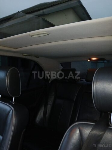 Mercedes E 270 2001, 405,600 km - 2.7 l - Salyan