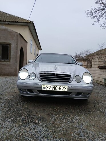 Mercedes E 270 2001, 405,600 km - 2.7 l - Salyan