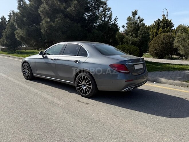 Mercedes E 220 d 2017, 172,000 km - 2.0 l - Bakı
