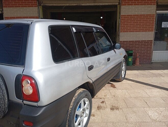 Toyota RAV4 1997, 452,000 km - 2.0 l - Lerik