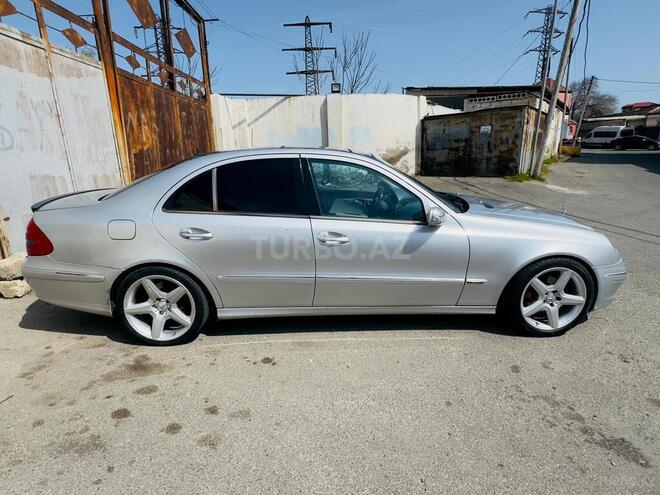 Mercedes E 240 2002, 286,000 km - 2.6 l - Bakı