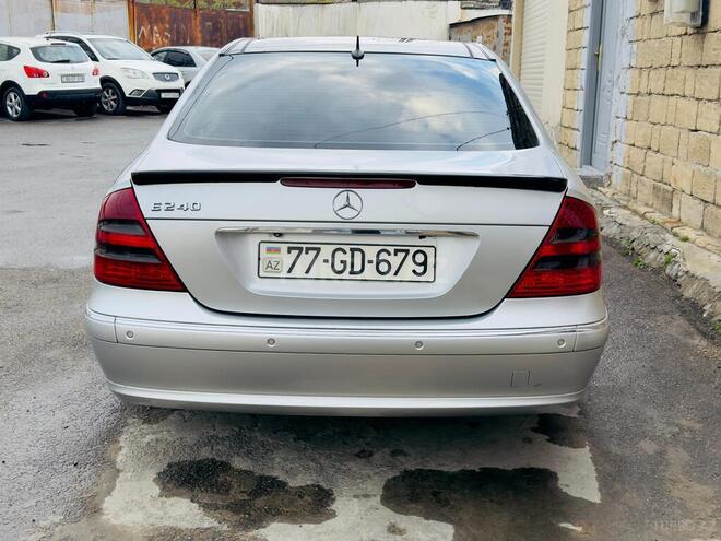 Mercedes E 240 2002, 286,000 km - 2.6 l - Bakı