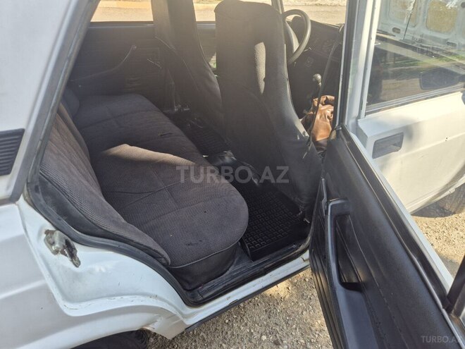 LADA (VAZ) 2107 2002, 68,000 km - 1.6 l - Qazax