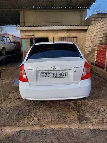 Hyundai Accent 2009, 241,000 km - 1.4 l - Biləsuvar
