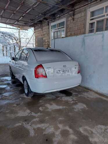 Hyundai Accent 2009, 241,000 km - 1.4 l - Biləsuvar