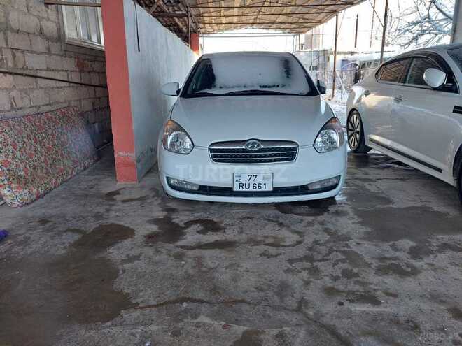 Hyundai Accent 2009, 241,000 km - 1.4 l - Biləsuvar