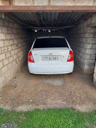 Hyundai Accent 2009, 241,000 km - 1.4 l - Biləsuvar