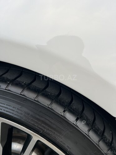 BMW 528 2012, 255,000 km - 2.0 l - Gəncə