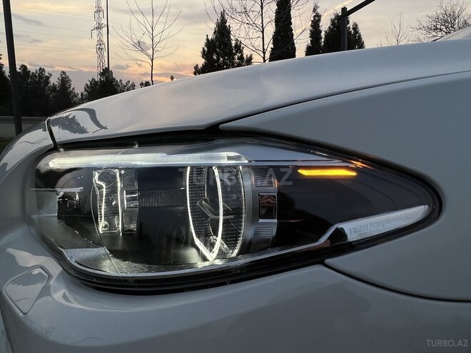 BMW 528 2012, 255,000 km - 2.0 l - Gəncə