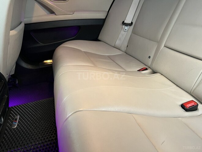 BMW 528 2012, 255,000 km - 2.0 l - Gəncə