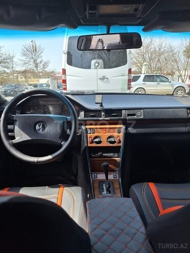 Mercedes E 200 1991, 250,000 km - 2.0 л - Bakı