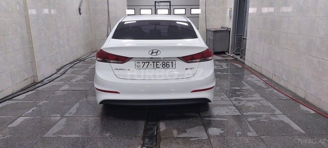 Hyundai Avante 2016, 150,000 km - 1.6 l - Bakı