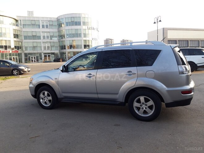 Mitsubishi Outlander 2010, 310,000 km - 2.4 l - Bakı
