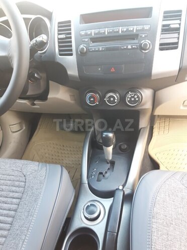 Mitsubishi Outlander 2010, 310,000 km - 2.4 l - Bakı