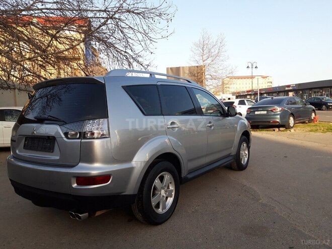Mitsubishi Outlander 2010, 310,000 km - 2.4 l - Bakı