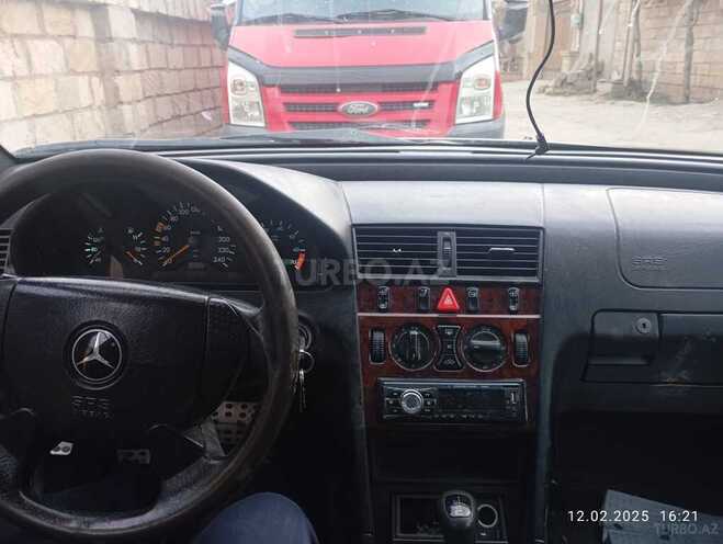 Mercedes C 180 1996, 225,768 km - 1.8 л - Bakı