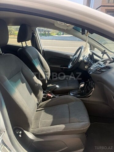 Ford Fiesta 2016, 102,000 km - 1.6 l - Bakı