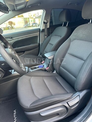 Hyundai Elantra 2017, 103,000 km - 2.0 l - Bakı