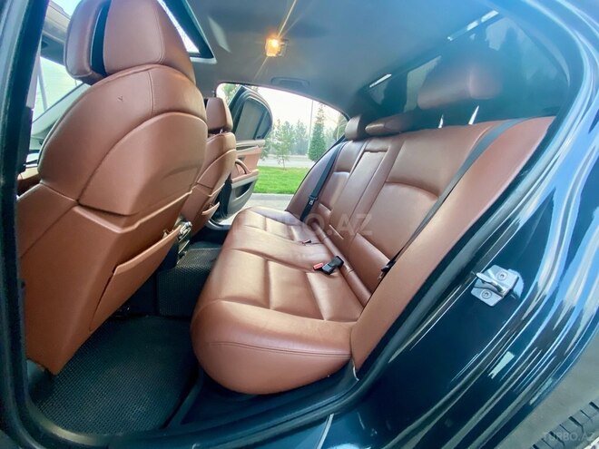 BMW 528 2012, 205,000 km - 2.0 l - Gəncə