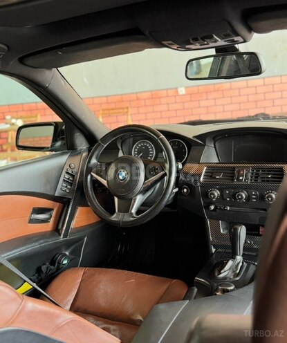BMW 525 2006, 221,000 km - 2.5 l - Bakı