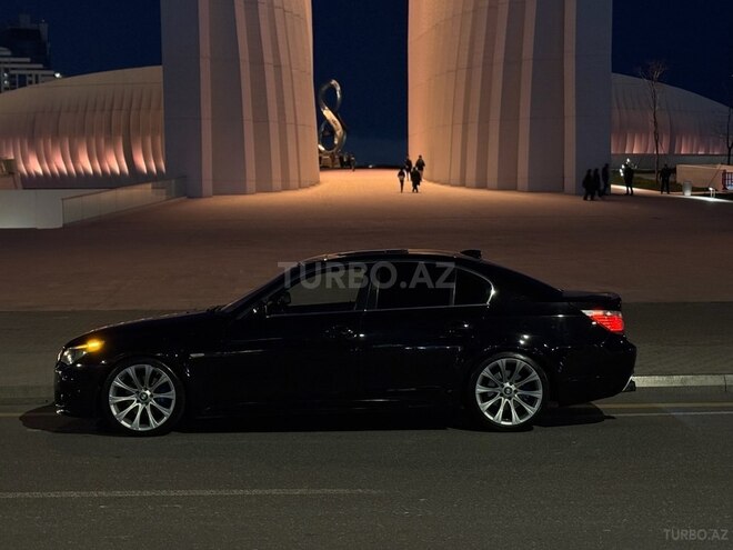BMW 525 2006, 221,000 km - 2.5 l - Bakı