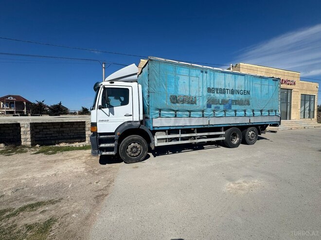 Mercedes Atego 2528 2000, 239,263 km - 6.4 л - Bakı