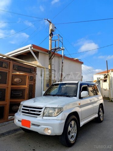 Mitsubishi Pajero io 2001, 350,000 km - 2.0 л - Bakı