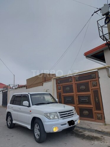 Mitsubishi Pajero io 2001, 350,000 km - 2.0 л - Bakı