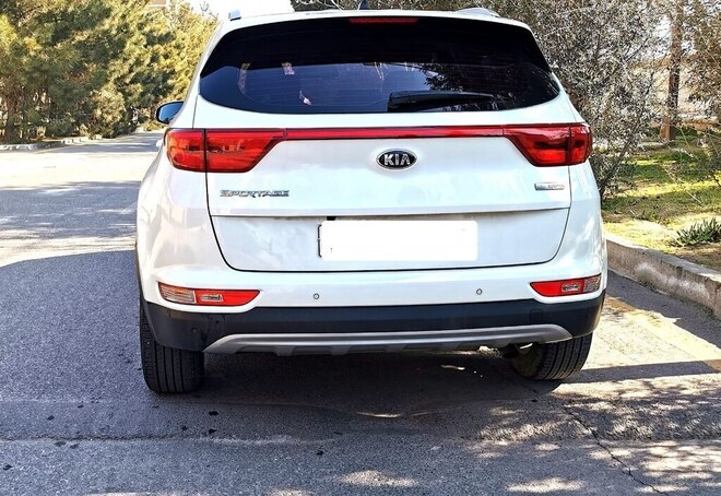 Kia Sportage 2018, 50,000 km - 2.0 l - Bakı