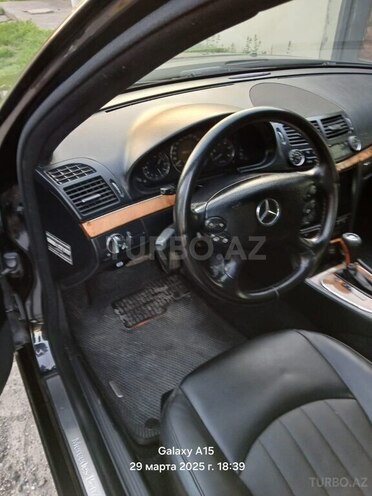 Mercedes E 300 d 2006, 468,000 km - 3.0 л - İmişli