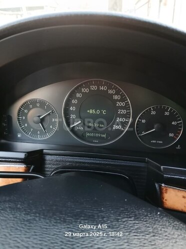 Mercedes E 300 d 2006, 468,000 km - 3.0 л - İmişli