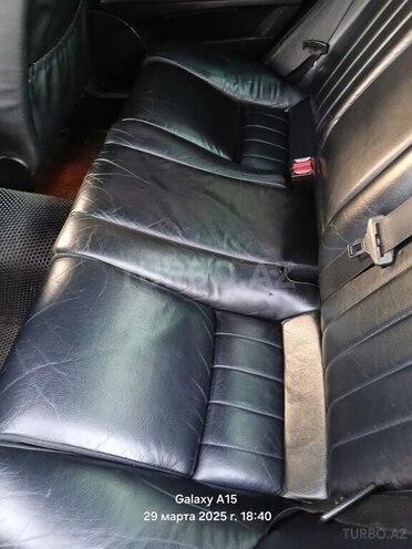 Mercedes E 300 d 2006, 468,000 km - 3.0 л - İmişli