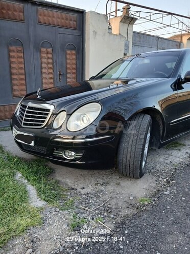 Mercedes E 300 d 2006, 468,000 km - 3.0 л - İmişli