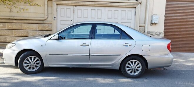 Toyota Camry 2003, 245,000 km - 3.0 l - Bakı