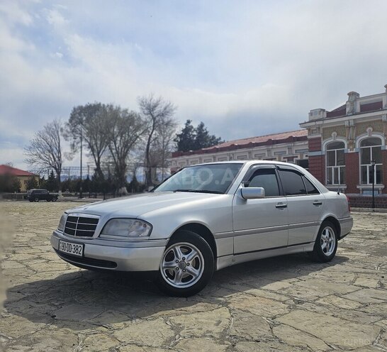 Mercedes C 180 1997, 528,000 km - 1.8 l - Naxçıvan