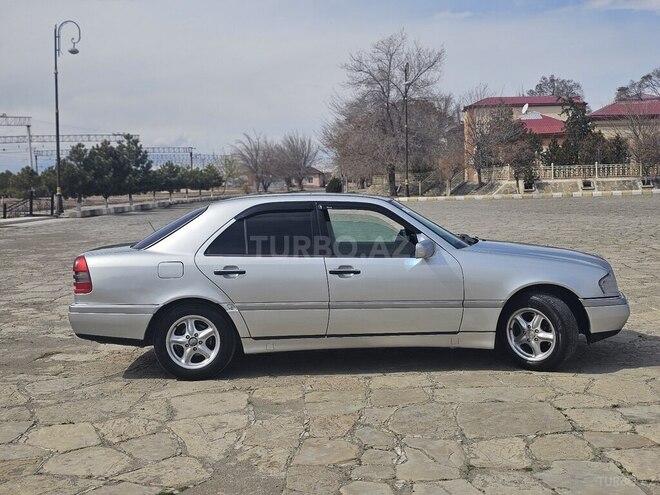 Mercedes C 180 1997, 528,000 km - 1.8 l - Naxçıvan