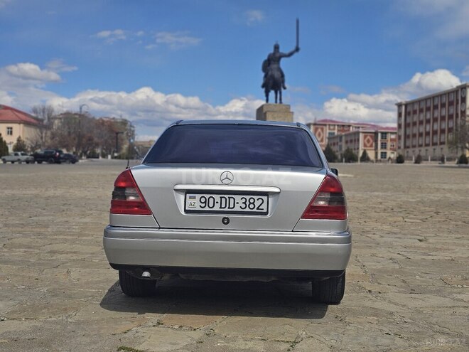 Mercedes C 180 1997, 528,000 km - 1.8 l - Naxçıvan