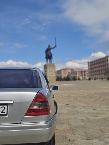 Mercedes C 180 1997, 528,000 km - 1.8 l - Naxçıvan