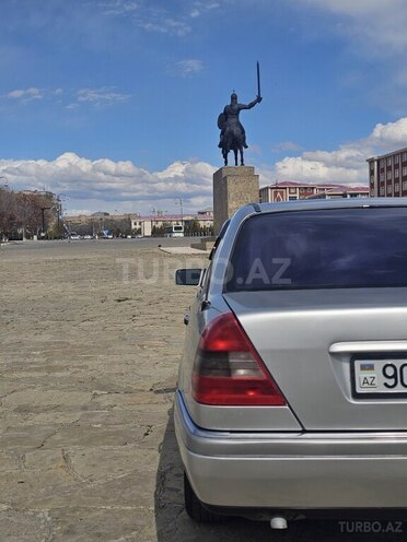 Mercedes C 180 1997, 528,000 km - 1.8 l - Naxçıvan