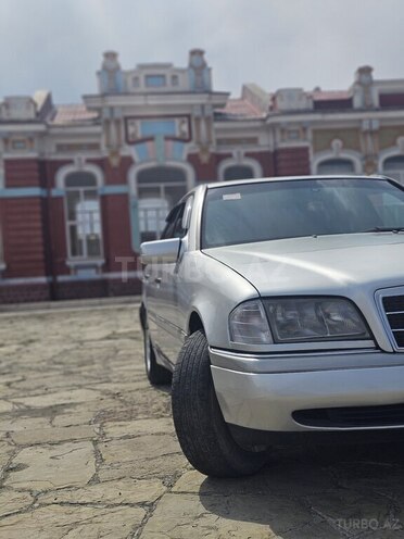 Mercedes C 180 1997, 528,000 km - 1.8 l - Naxçıvan