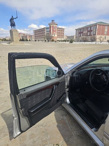 Mercedes C 180 1997, 528,000 km - 1.8 l - Naxçıvan