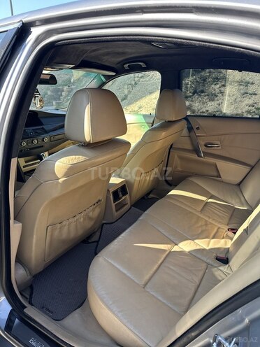BMW 525 2004, 200,000 km - 2.5 l - Bakı