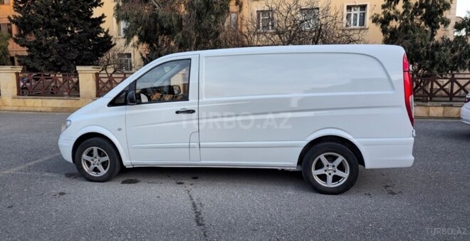 Mercedes Vito 2010, 380,000 km - 2.2 l - Bakı