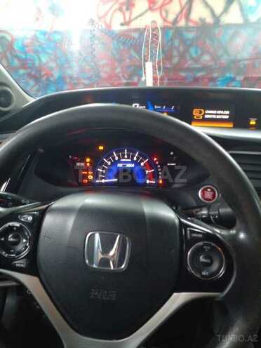 Honda Civic 2014, 270,000 km - 1.5 l - Sumqayıt