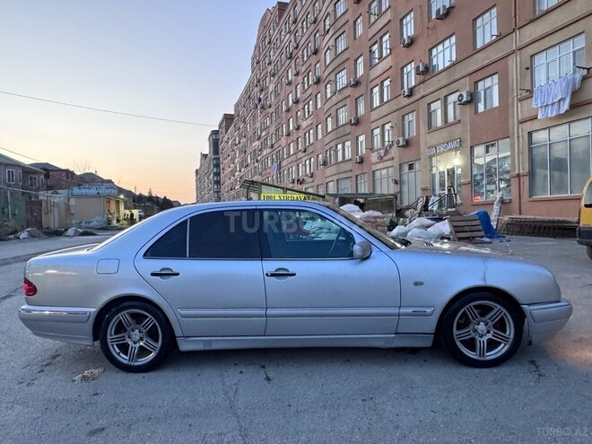 Mercedes E 230 1996, 100,000 km - 2.3 l - Bakı