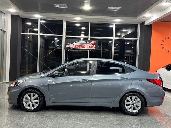 Hyundai Accent-3