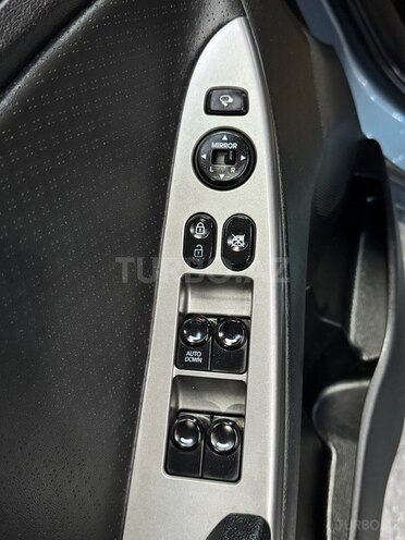 Hyundai Accent-19