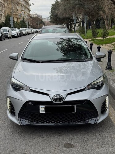 Toyota Corolla 2017, 88,200 km - 1.8 l - Bakı