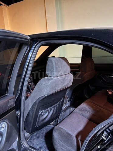 BMW 525 2001, 298,541 km - 2.5 l - Bakı