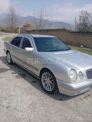 Mercedes E 200 1995, 363,000 km - 2.0 l - Şəki
